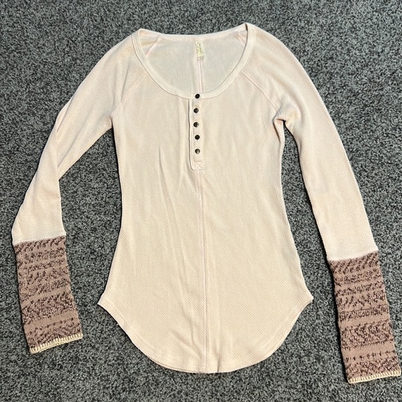 🌸4/$20🌸Vintage Free People Long Sleeve Thermal Shirt Size Small EUC - Picture 3 of 9